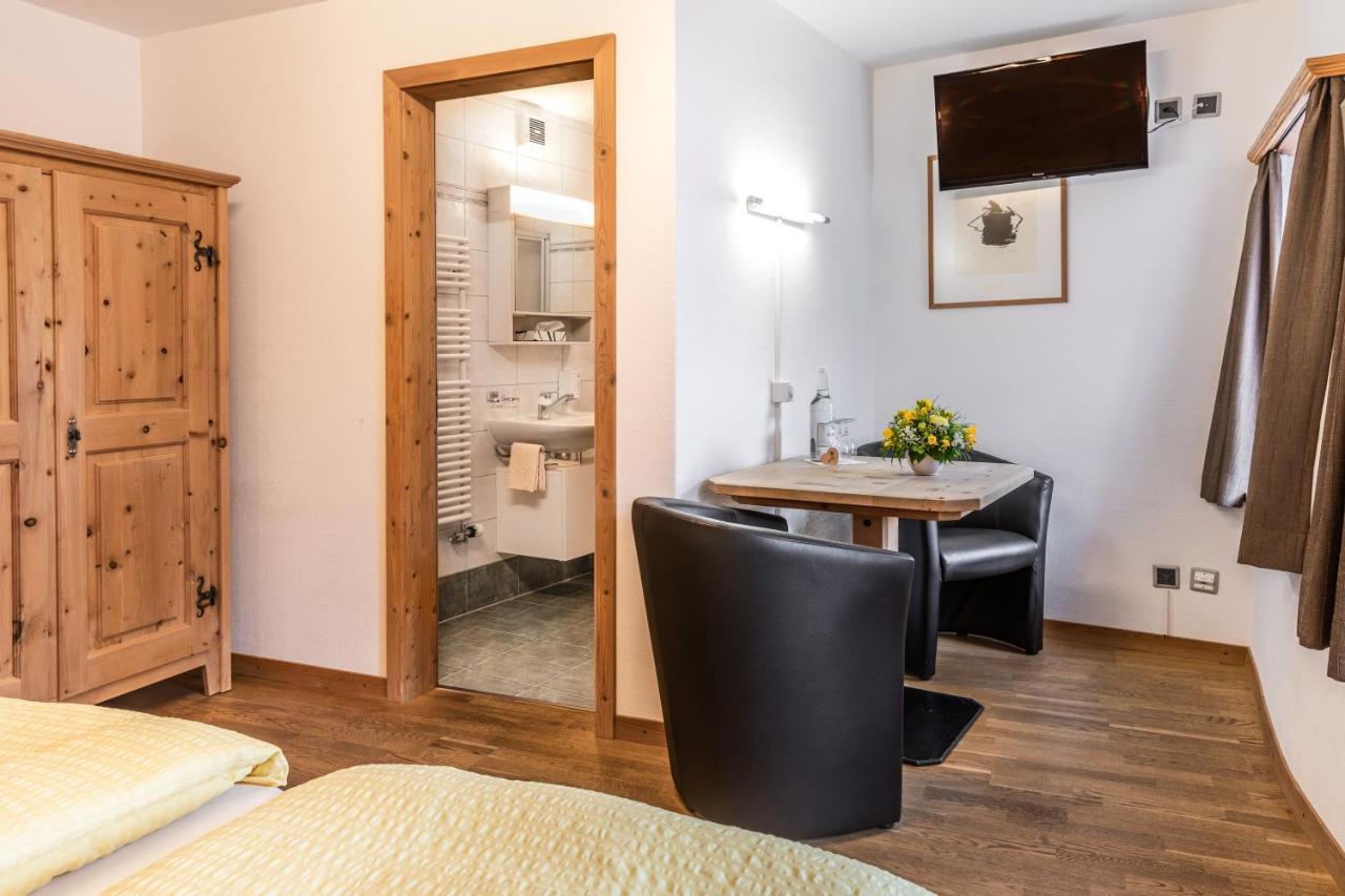 Hotel Landgasthof Staila Fuldera Exterior foto
