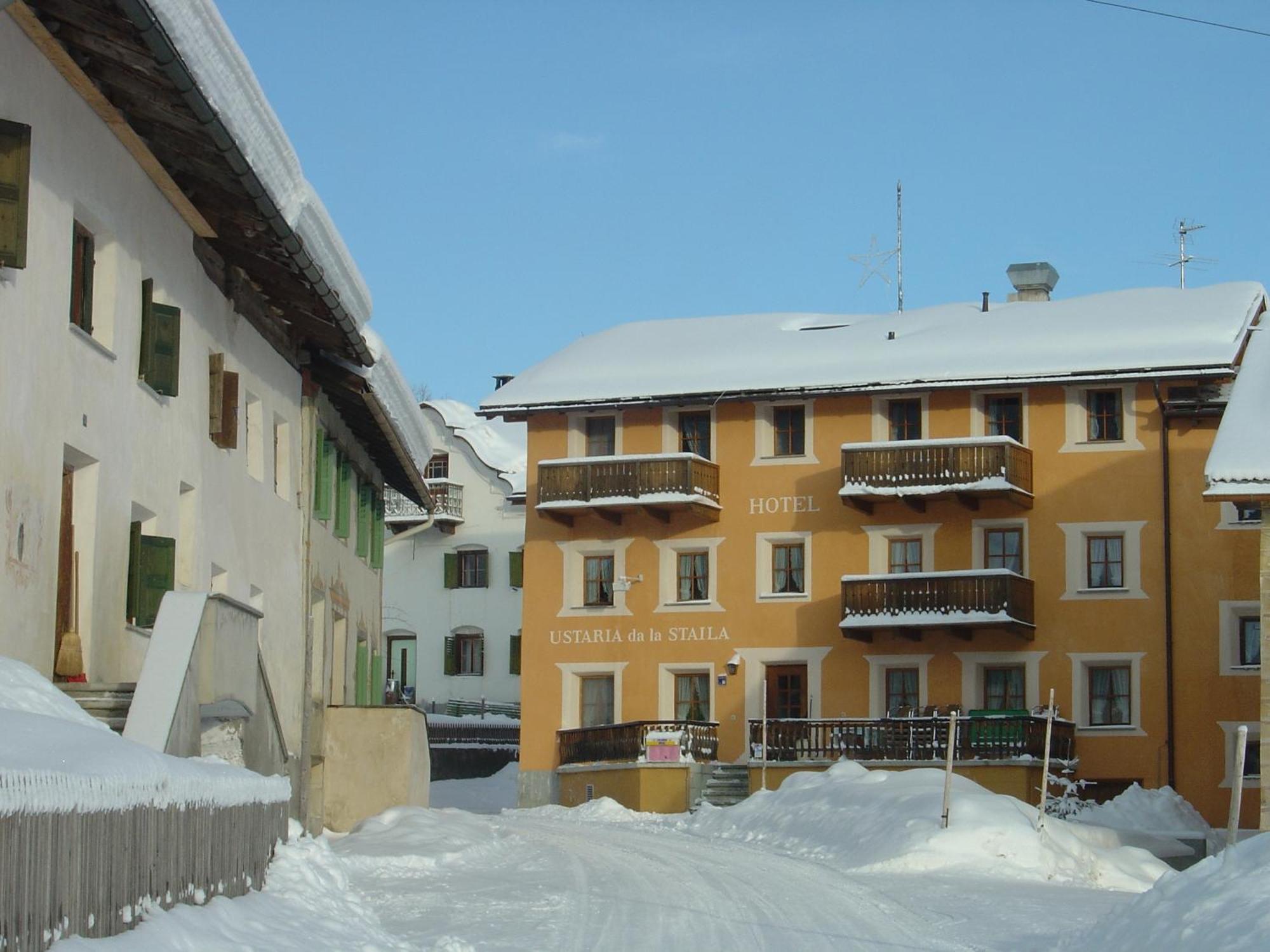 Hotel Landgasthof Staila Fuldera Exterior foto